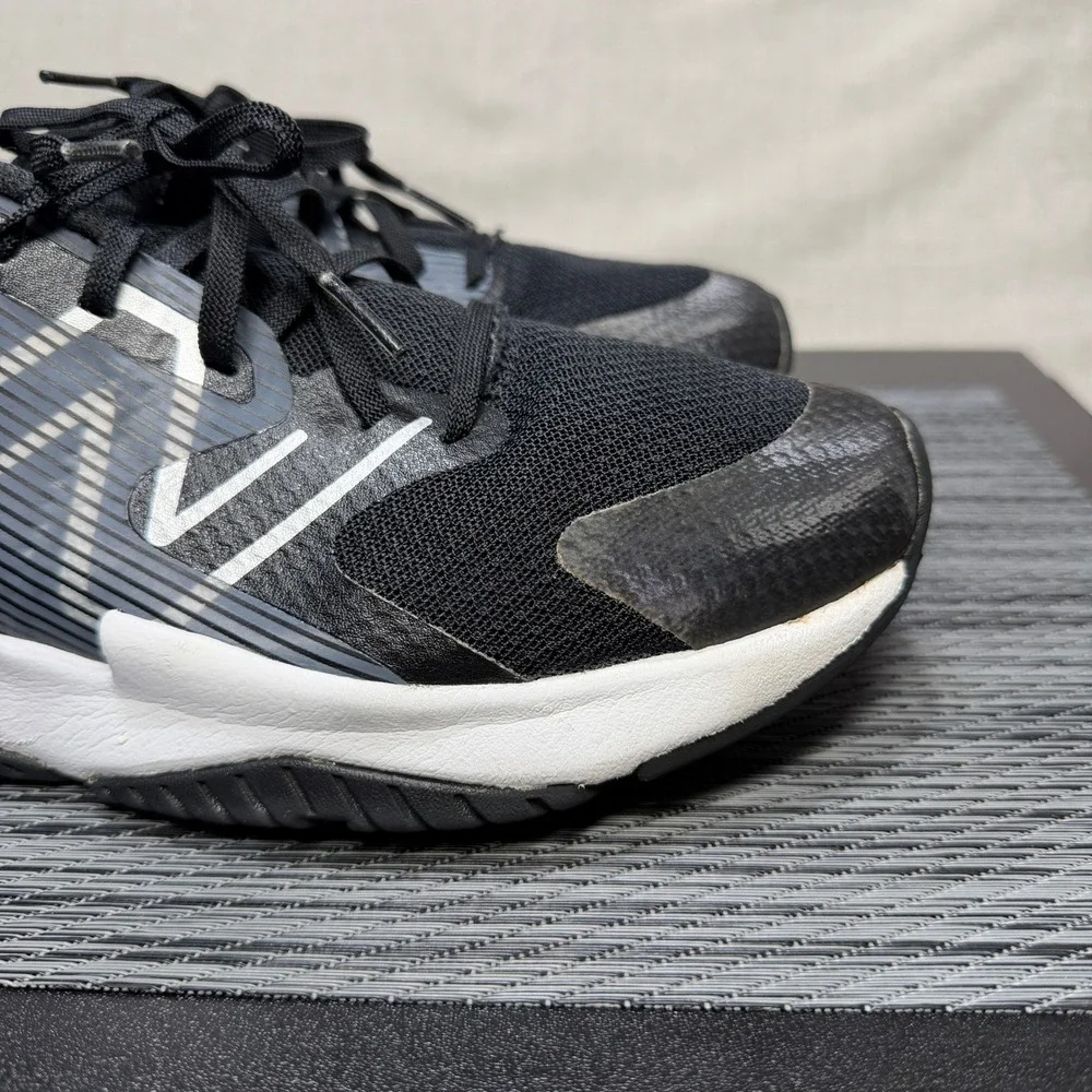 New Balance Rave Run V2 Shoes - Womens 6.5 - Black DynaSoft Running